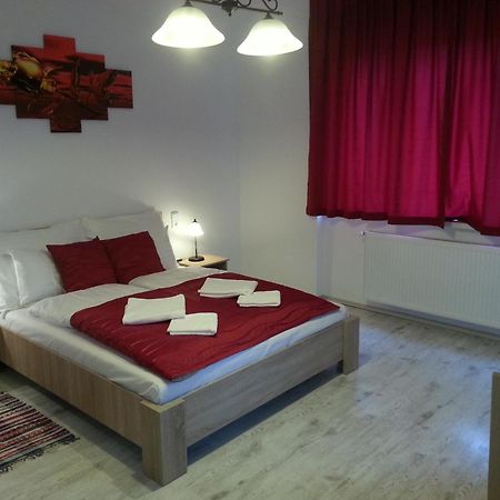 Downtown Apartment Miskolc Eksteriør bilde