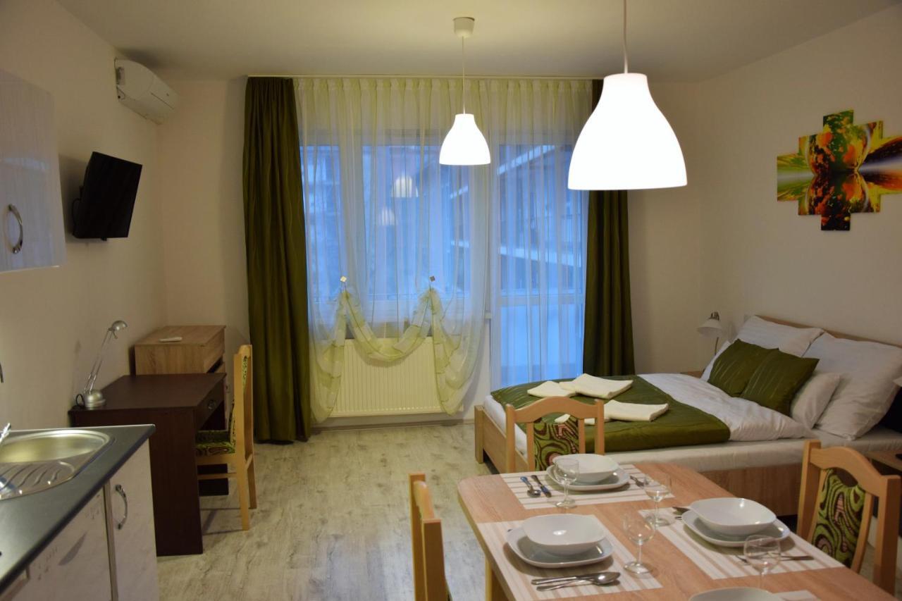 Downtown Apartment Miskolc Eksteriør bilde
